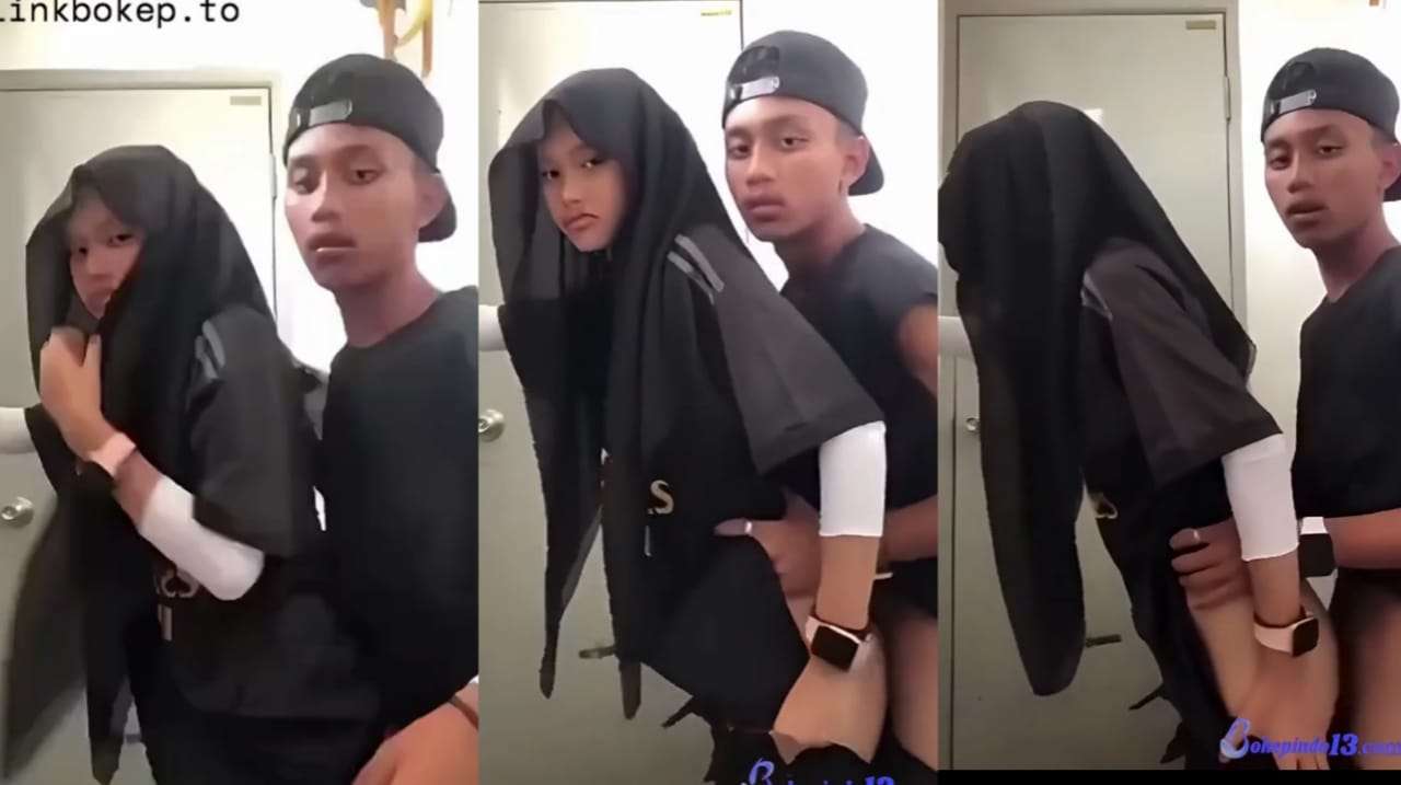 Bokep Indo Gadi Berjilbab Ga Tahan Lagi Main di WC Umum