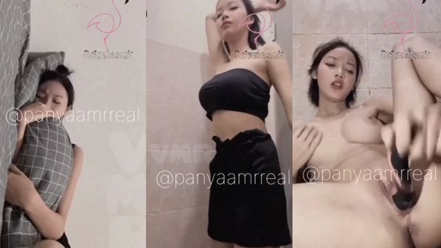 Bokep Indo Miss Panya Bangun Tidur Mandi Sekalian Colmek Pakai Dildo
