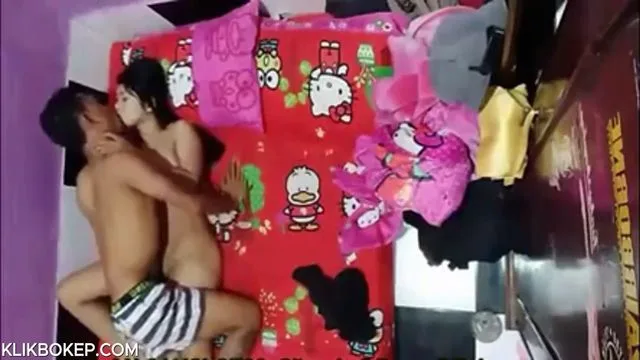 Bokep Indo Skandal Ngewe Tetangga Kos Cantik di Rekam Diam diam
